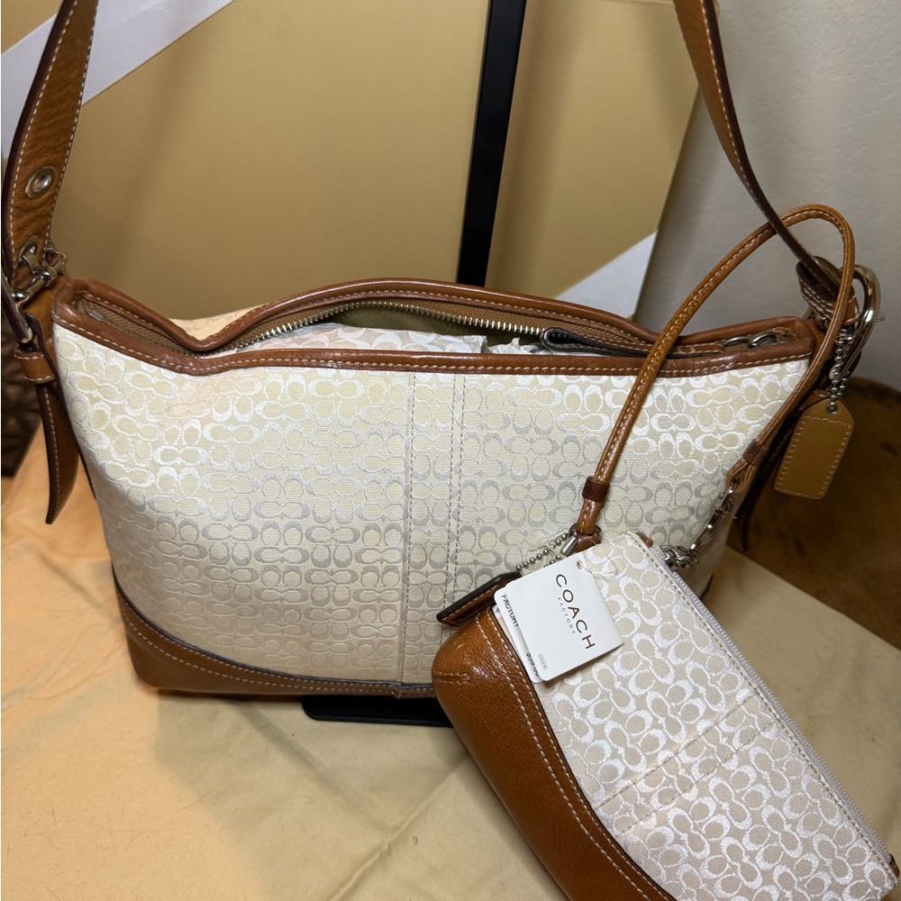 Coach Micro C Handbag and Wristlet - Picture 1 of 12